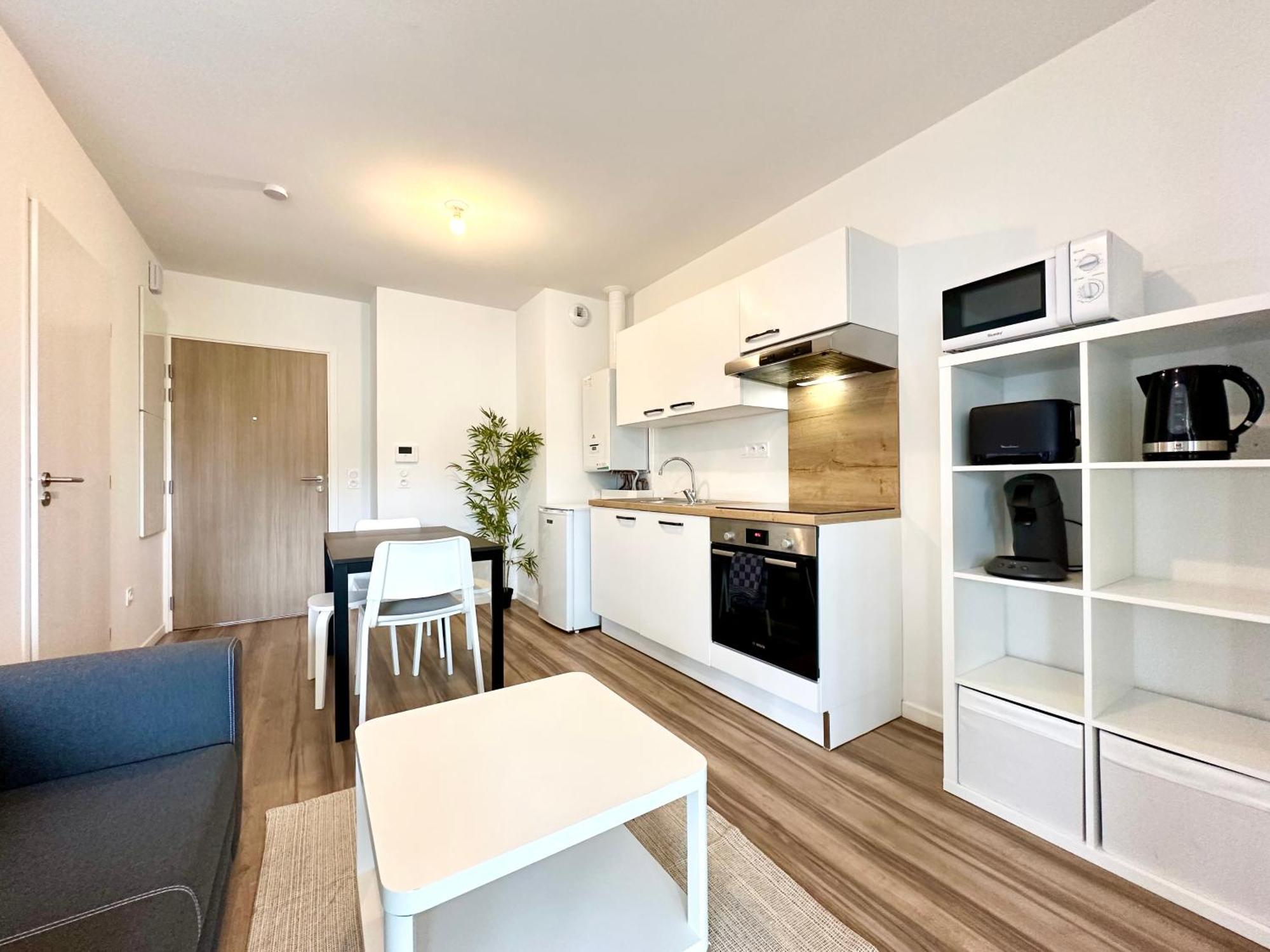 L'Emeraude - Proche Hopital - Parking - Clim - Fibre - Terrasse 몽트드마르장 외부 사진